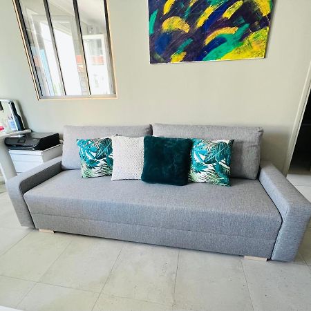 דירות Nice West Cosy Flat Balcony, Near Airport, Train, Beach, Public Transport, Supermarket, Comfortable And Well Equipped מראה חיצוני תמונה